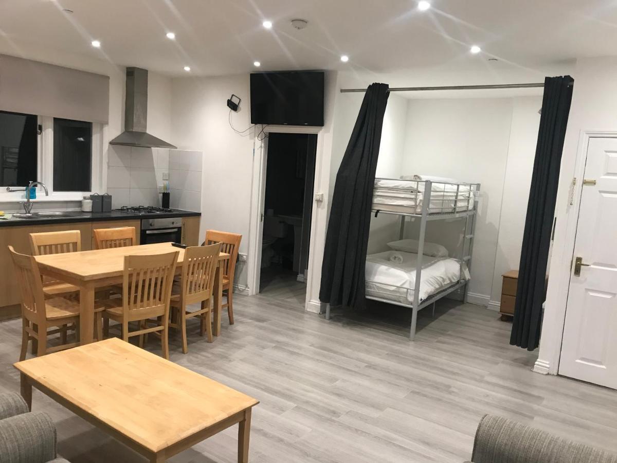 Apartment Spacious Entire Two Double Bedrooms Flat, N 3